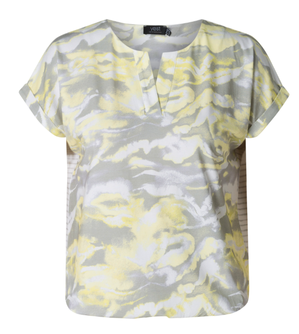 Short sleeve t shirt