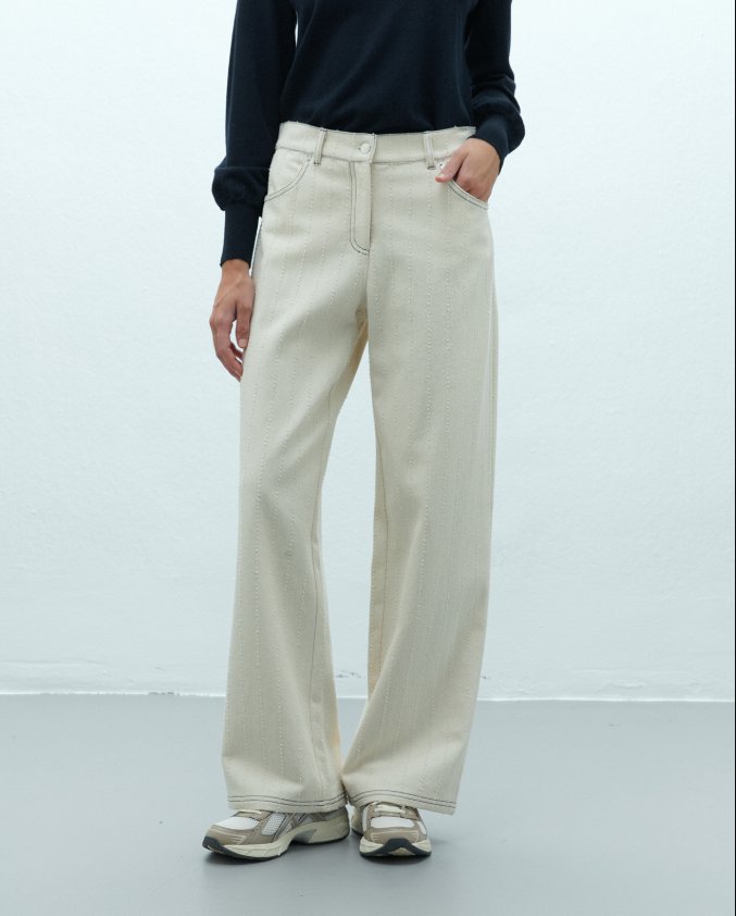 High waisted straight leg jeans 118.95